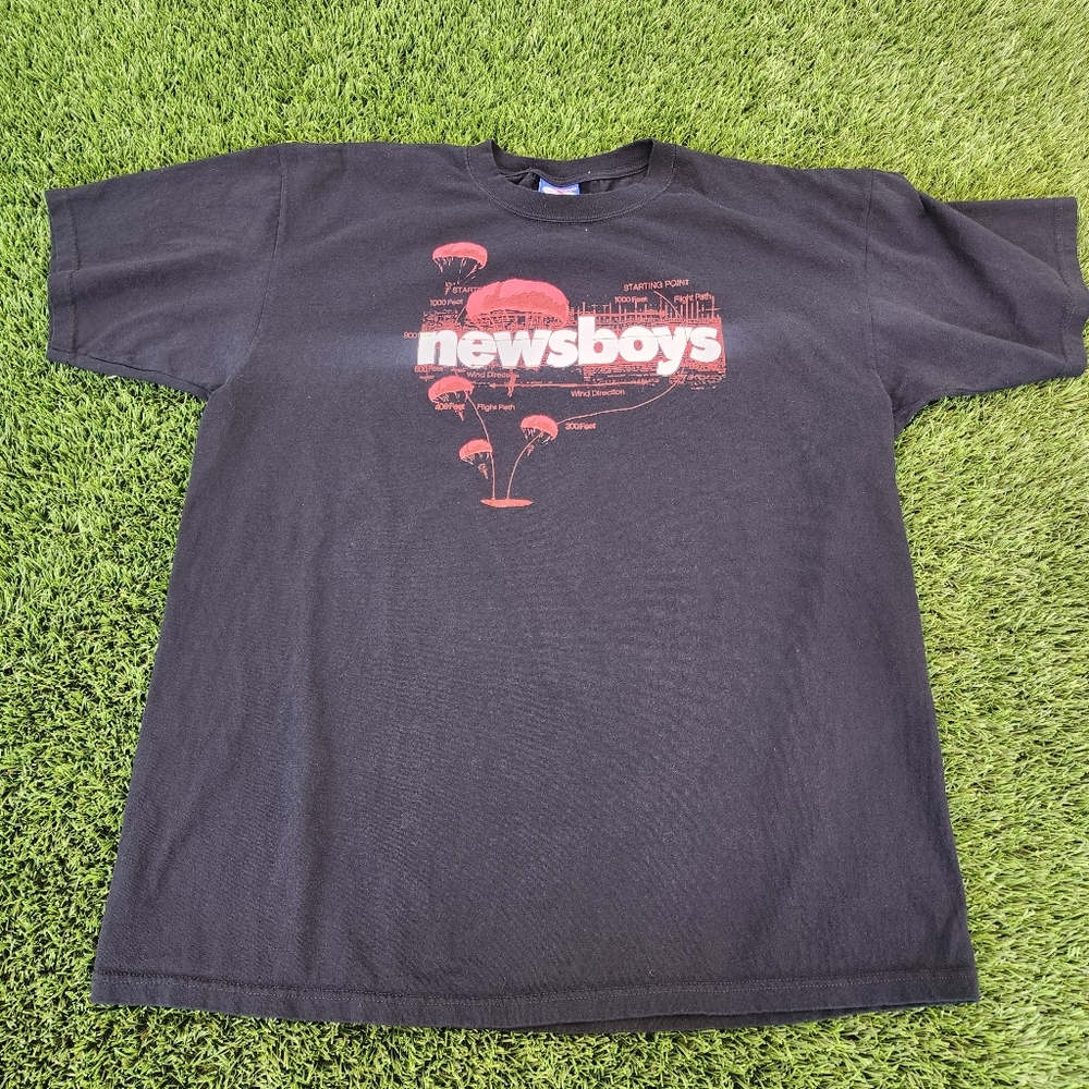 Vintage Newsboys 2XL Black T-Shirt Men 2000s Crewneck Christian Band Parachute